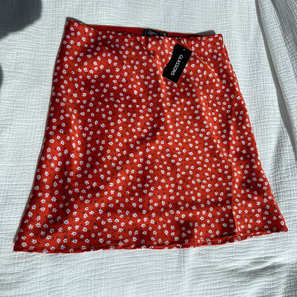 Floral silky skirt